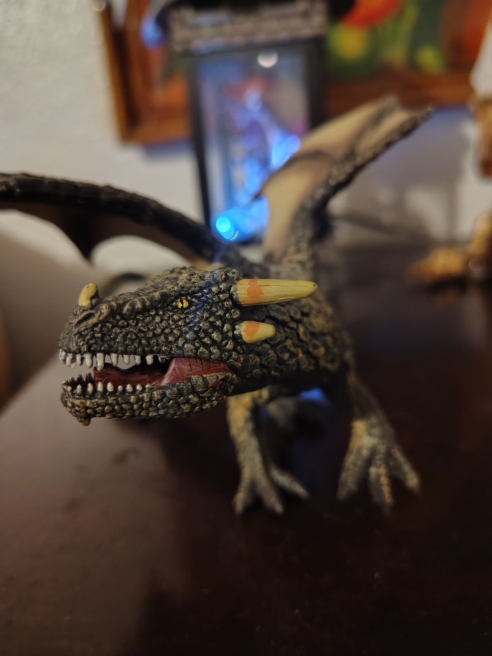 Game Of Thrones Dragon Figurine Reptile Decor - Black and Tan
